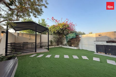 3 bedrooms Townhouse in Dubai, UAE No. 213209 4