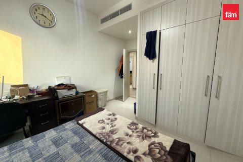 3 bedrooms Townhouse in Dubai, UAE No. 213209 14