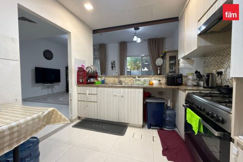 3 bedrooms Townhouse in Dubai, UAE No. 213209 11