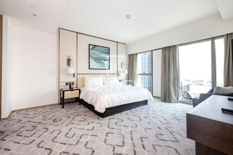 3 bedrooms Apartment in Address Harbour Point, UAE No. 212773 14