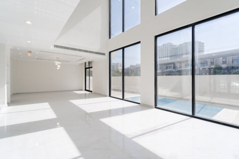 5 bedrooms Villa in Dubai, UAE No. 217112 5
