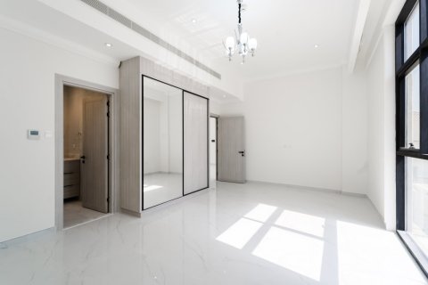 5 bedrooms Villa in Dubai, UAE No. 217112 21