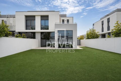 4 bedrooms Townhouse in Murooj Al Furjan, UAE No. 211484