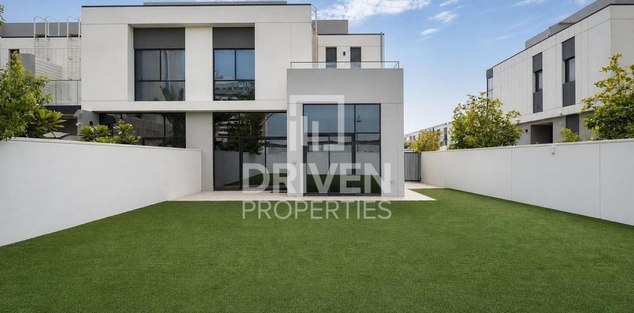 4 bedrooms Townhouse in Murooj Al Furjan, UAE No. 211484