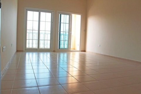 Townhouse de 2 dormitorios en Jumeirah Village Circle, UAE No. 1592 5