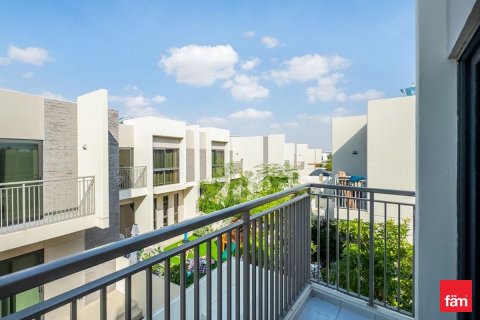3 bedrooms Townhouse in Dubai, UAE No. 215907 13
