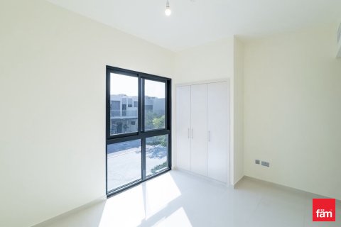 3 bedrooms Townhouse in Dubai, UAE No. 215907 5