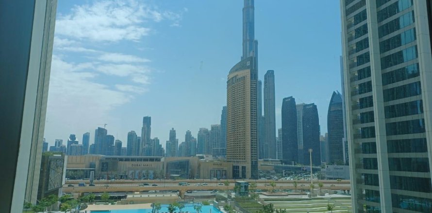 Квартира с 2 спальнями в Downtown Views II, ОАЭ №72258