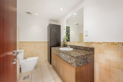 Apartment de 3 dormitorios en Shams 1, UAE No. 215304 7