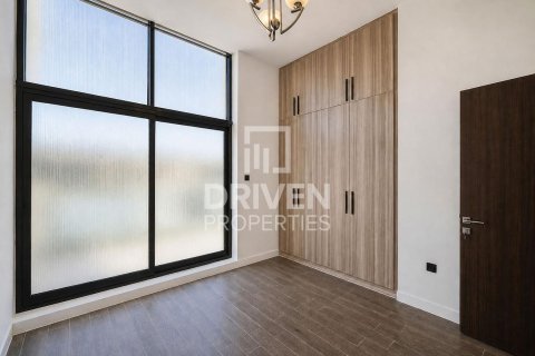 Вилла с 4 спальнями в District 11, ОАЭ №221212 14