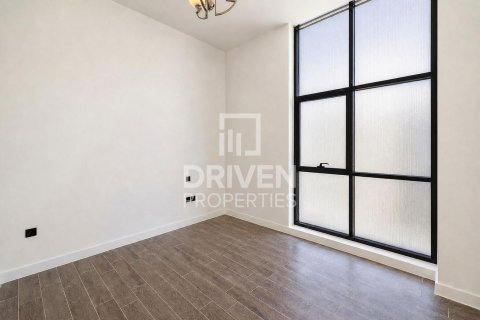 Вилла с 4 спальнями в District 11, ОАЭ №221212 7