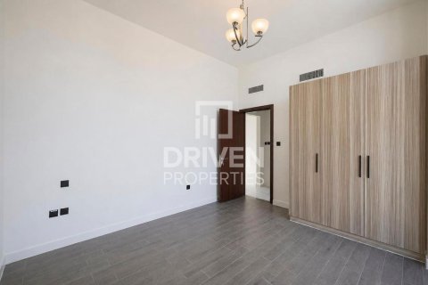 Вилла с 4 спальнями в District 11, ОАЭ №221212 13