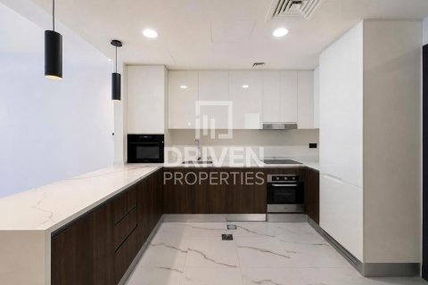 Вилла с 4 спальнями в District 11, ОАЭ №221212 17