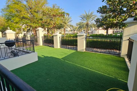 4 bedrooms Townhouse in Ras Al Khaimah, UAE No. 183718 25