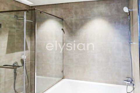 Appartement de 2 chambres à District One, UAE No. 64692 16