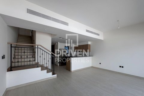3 bedrooms Townhouse in Damac Lagoons, UAE No. 212365 8