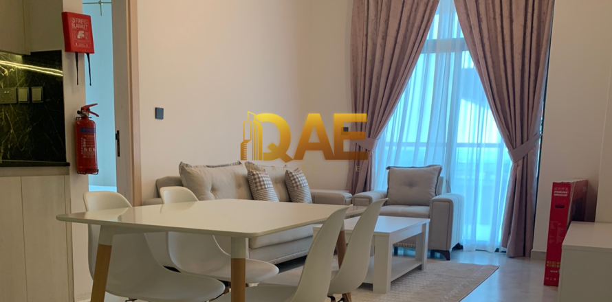 Квартира с 2 спальнями в Al Jaddaf, ОАЭ №7357