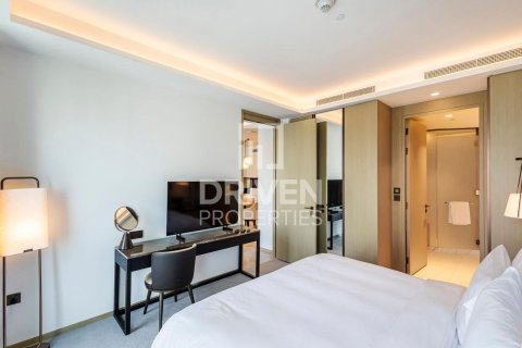 Квартира с 1 спальней в Address Harbour Point, ОАЭ №207416 8
