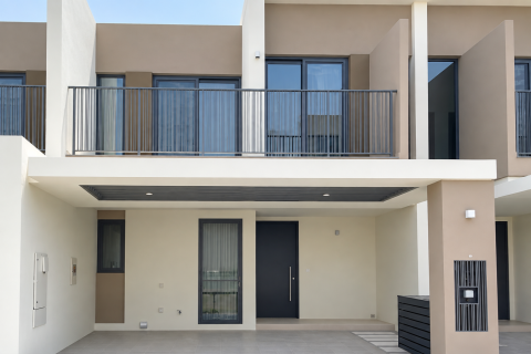 Townhouse de 3 dormitorios en Tilal Al Ghaf, UAE No. 215414