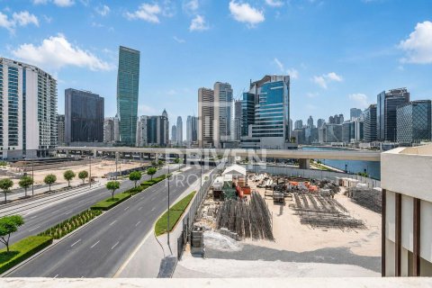Apartment de 2 dormitorios en Business Bay, UAE No. 223277 19