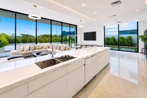 Villa de 4 dormitorios en District One, UAE No. 217495 5