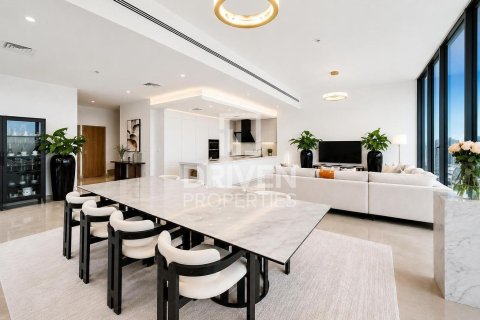 Villa de 4 dormitorios en District One, UAE No. 217495 4