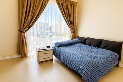 Appartement de 2 chambres à EMAAR South, UAE No. 168348 8
