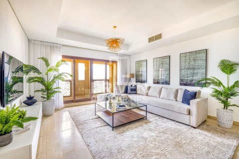 2 bedrooms Apartment in The Crescent, UAE No. 211576 3