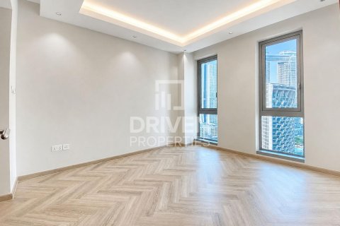 Apartment de 1 dormitorio en Standpoint Towers, UAE No. 223303 10