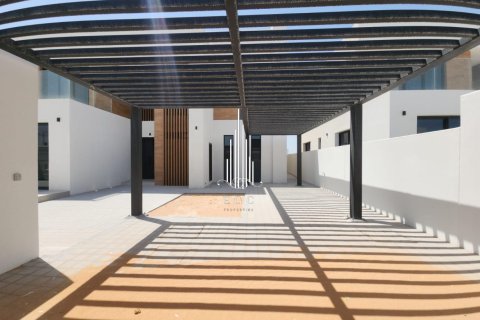 Villa de 4 dormitorios en Saadiyat Island, UAE No. 56041 8