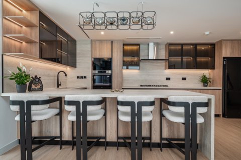 Apartment de 3 dormitorios en La Vie, UAE No. 202324 4