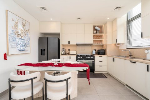 3 bedrooms Townhouse in Ruba, UAE No. 207572 3