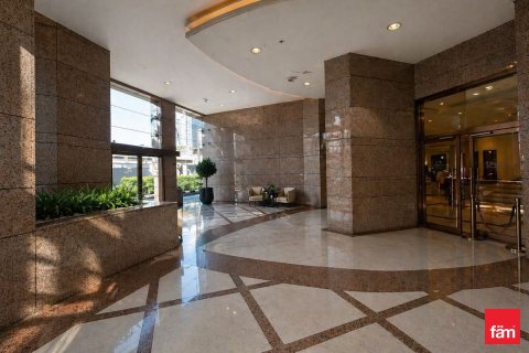 164.9m² Office in Sheikh Zayed Road, UAE No. 216419 3
