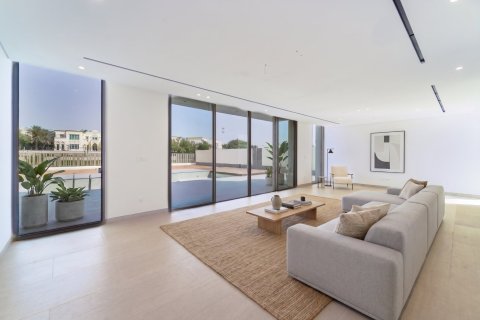 Вилла с 5 спальнями в Jumeirah Islands, ОАЭ №220268 5
