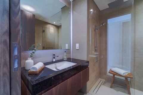Вилла с 5 спальнями в Jumeirah Islands, ОАЭ №220268 16