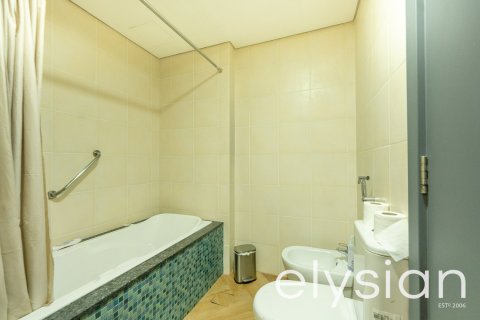 2 غرف نوم شقة في Shoreline Apartments, الإمارات العربية المتحدة رقم 64634 3