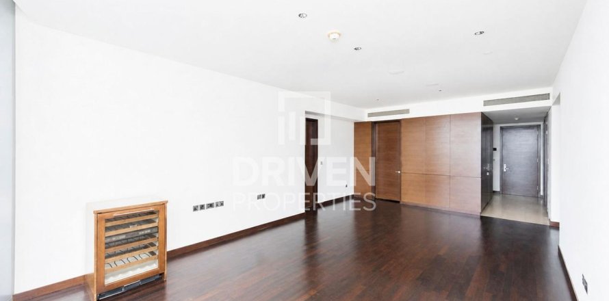 2 bedrooms Apartment in Downtown Dubai (Downtown Burj Dubai), UAE No. 223066