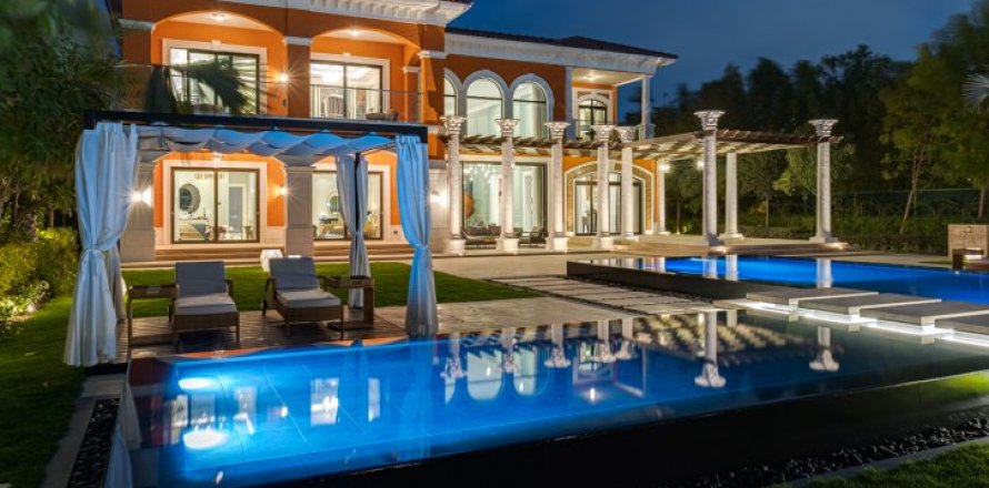 Villa de 7 chambres à Palm Jumeirah, UAE No. 132