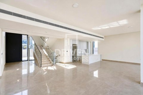 5 bedrooms Villa in Dubai Hills Estate, UAE No. 212296 4