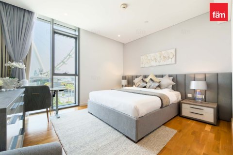 3 bedrooms Apartment in Dubai, UAE No. 160538 12