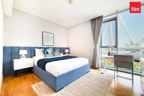 3 bedrooms Apartment in Dubai, UAE No. 160538 8