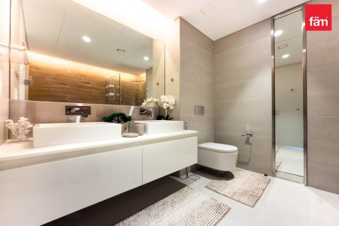 3 bedrooms Apartment in Dubai, UAE No. 160538 11