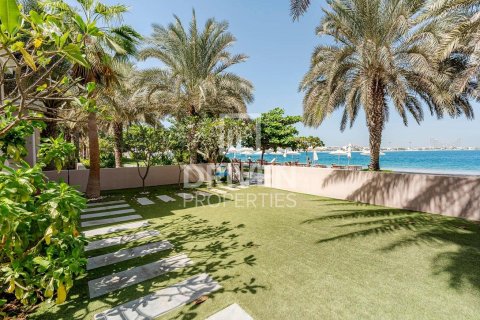 4 bedrooms Villa in The Crescent, UAE No. 214695 31