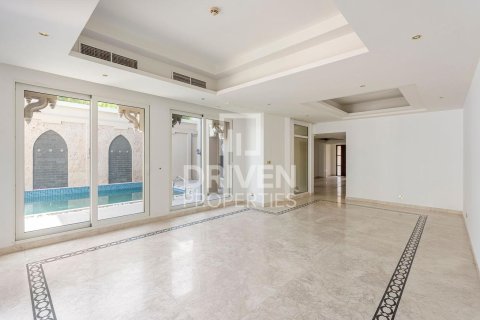 4 bedrooms Villa in The Crescent, UAE No. 214695 6