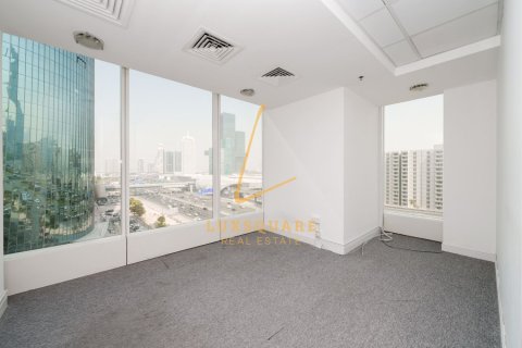 341m² Office in Sheikh Zayed Road, UAE No. 220205 21