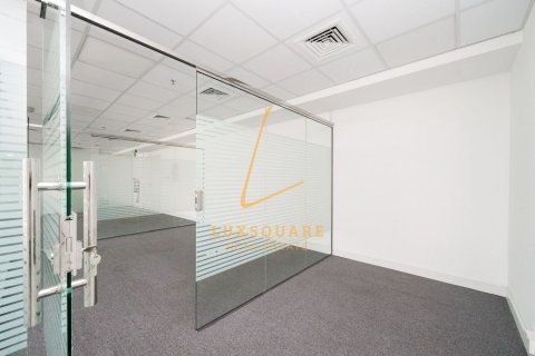 341m² Office in Sheikh Zayed Road, UAE No. 220205 12
