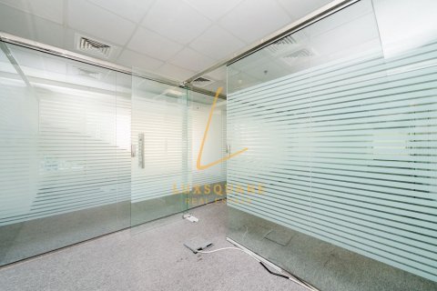 341m² Office in Sheikh Zayed Road, UAE No. 220205 19