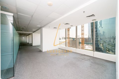 341m² Office in Sheikh Zayed Road, UAE No. 220205 23