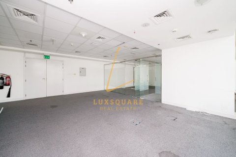 341m² Office in Sheikh Zayed Road, UAE No. 220205 28