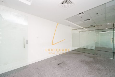 341m² Office in Sheikh Zayed Road, UAE No. 220205 17